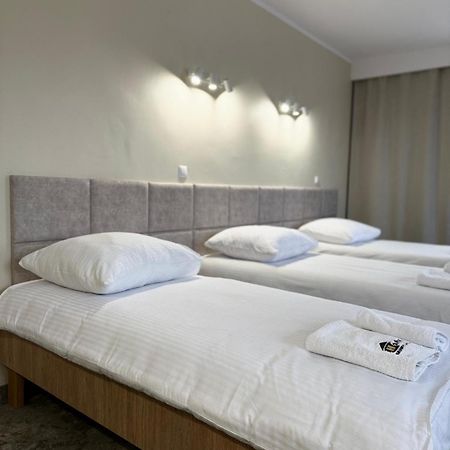 ראדום Hotel Tm מראה חיצוני תמונה