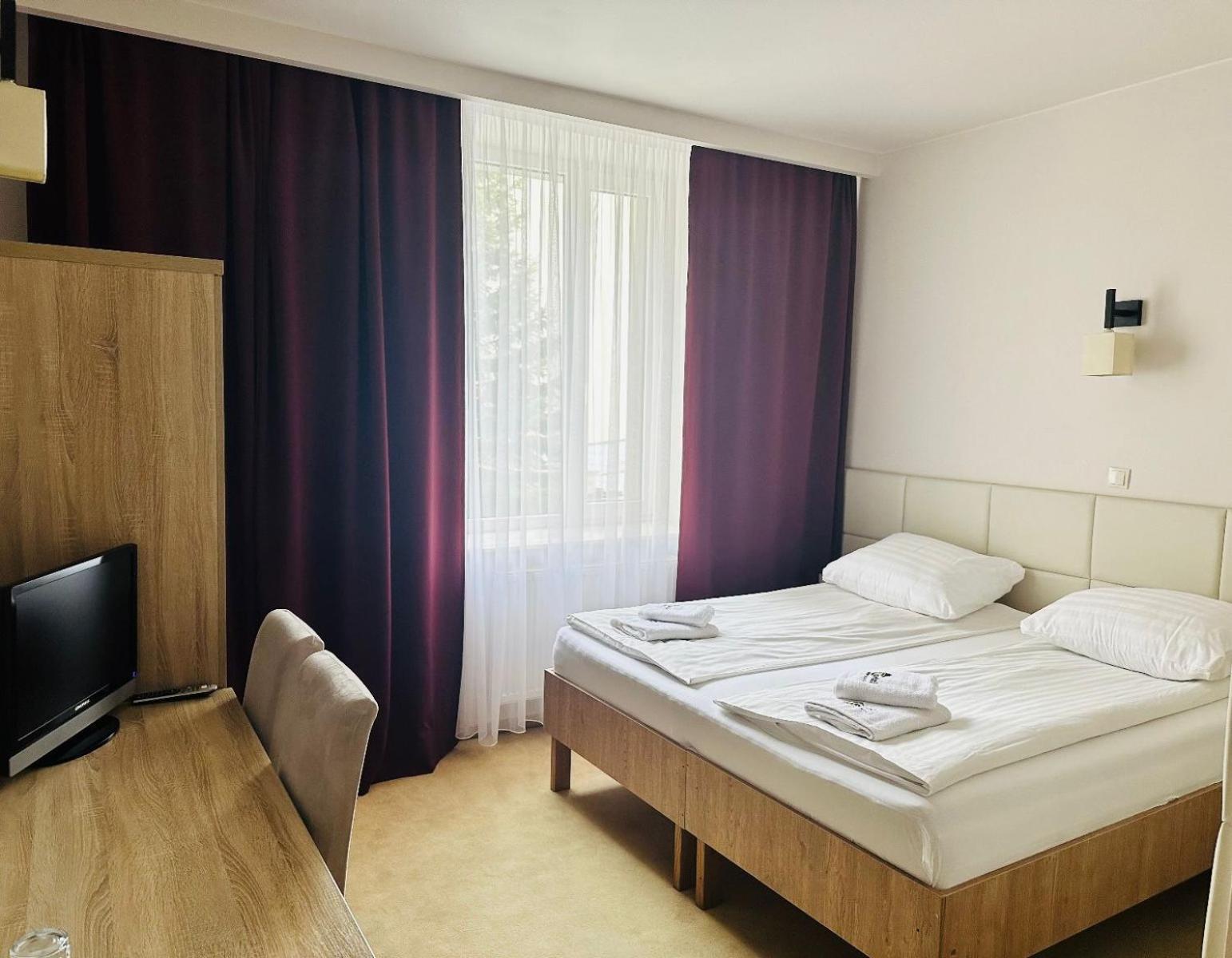 ראדום Hotel Tm מראה חיצוני תמונה