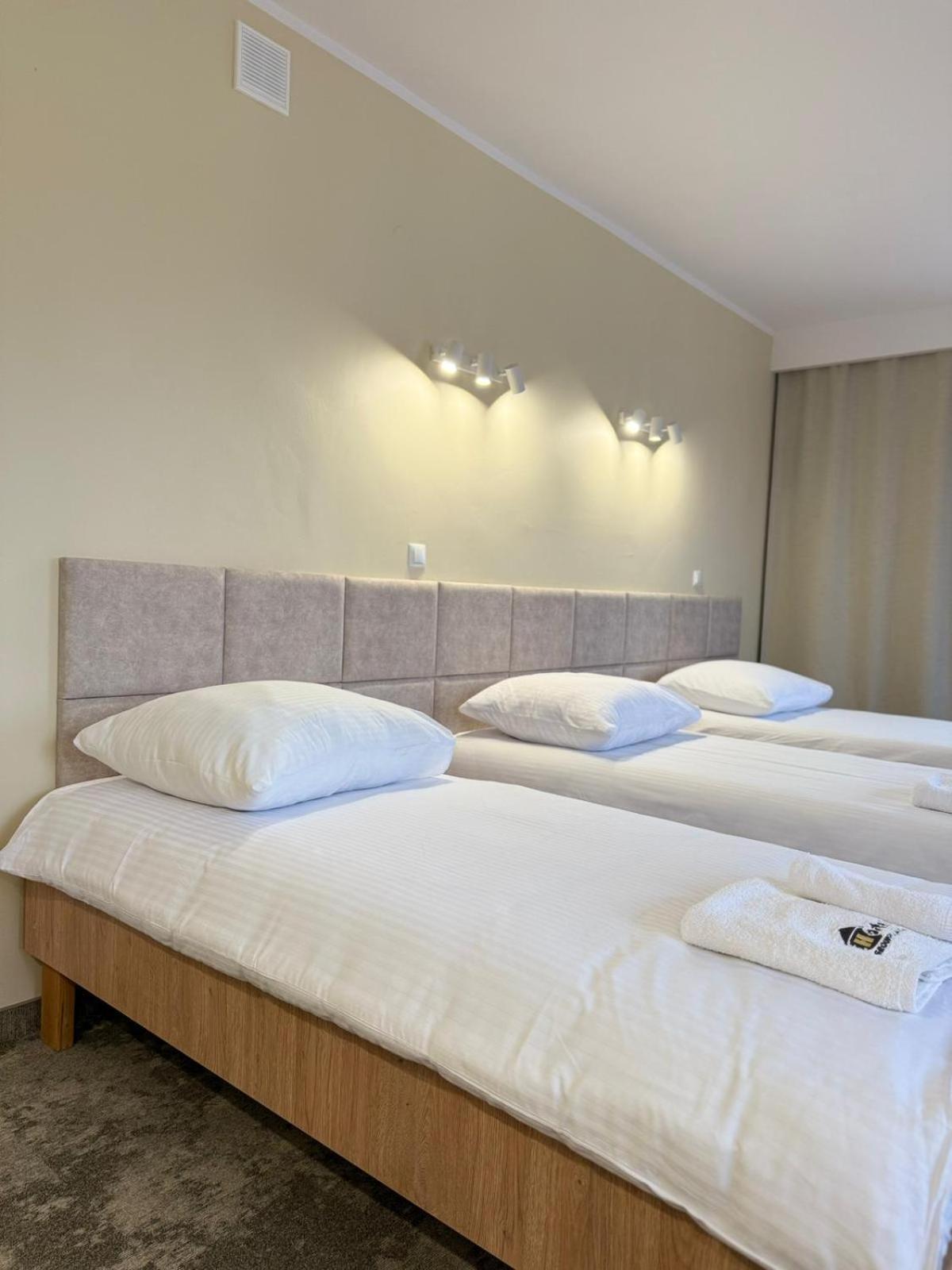 ראדום Hotel Tm מראה חיצוני תמונה